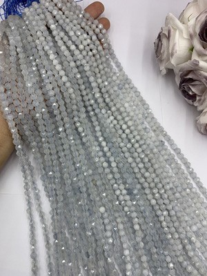 Aquamarine diamond cut 6mm, 38cm long chain.