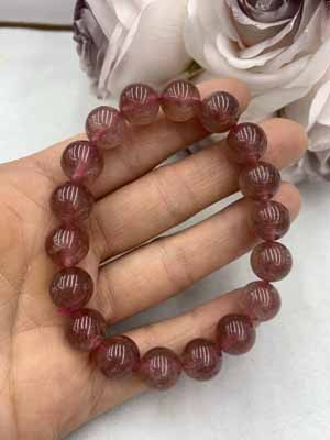Strawberry quartz 8-10mm bracelet.