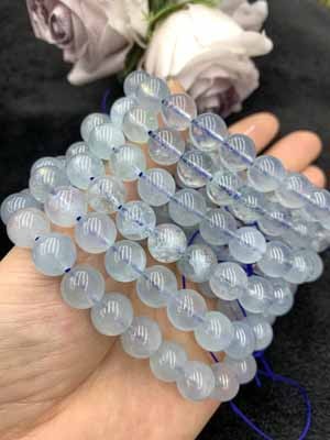 Aquamarine 8-10mm bracelet.