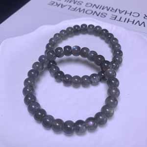 High-quality black-bodied gray moonstone straight-cut bracelet (8x6mm).