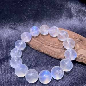 High-quality blue moonstone (14mm) single-wrap bracelet.