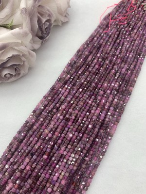 Ruby sugar cube 3x3mm, long chain 38cm.