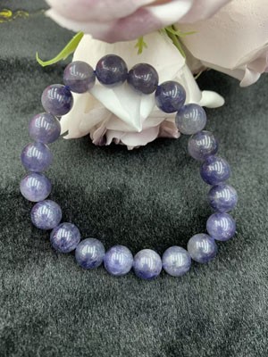 Bloodshot Iolite