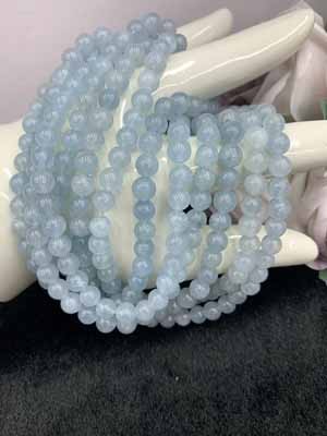 Aquamarine three-wrap 6mm.