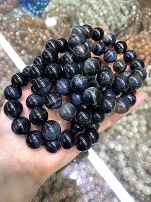 Blue Tiger Eye 14mm